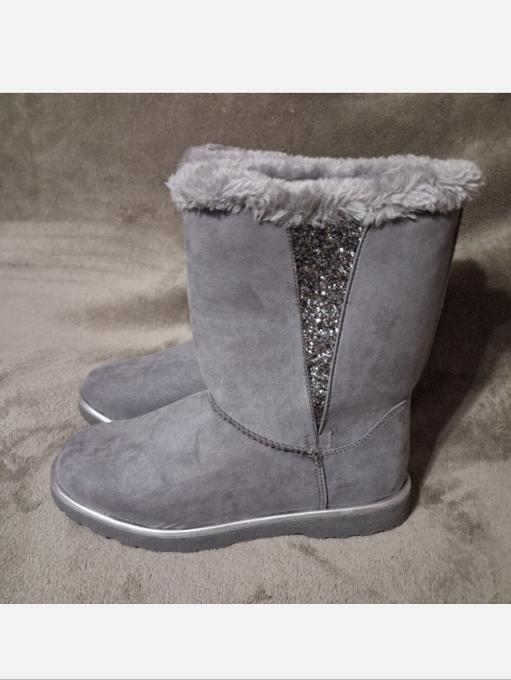 NEW! Gray Suede Faux Fur Snow Winter Boots  SO Kinsley Girls 6/Women's 8 $45
